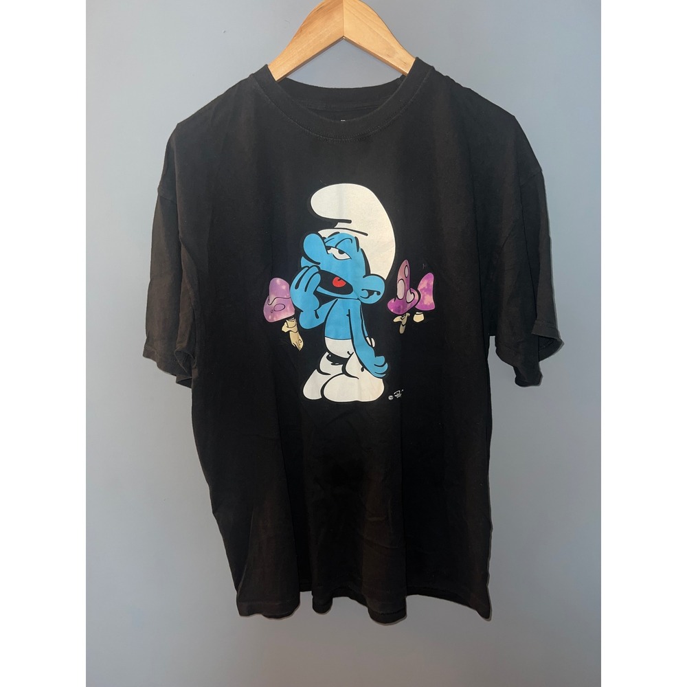 The Smurfs Sleepy Yawning Mushroom Graphic T-Shirt Black XL 2021 Peyo Mens Tee
